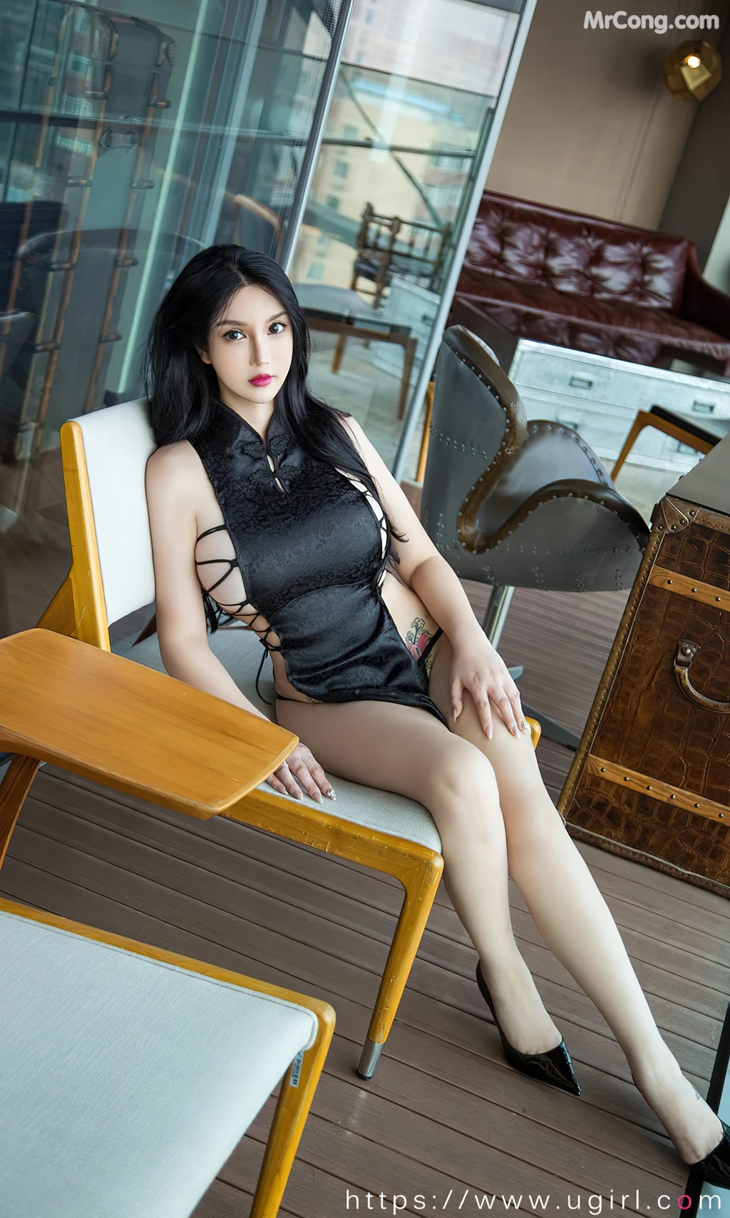 UGIRLS – Ai You Wu App No.2379: Li Mi Er (李宓儿) (35 photos)