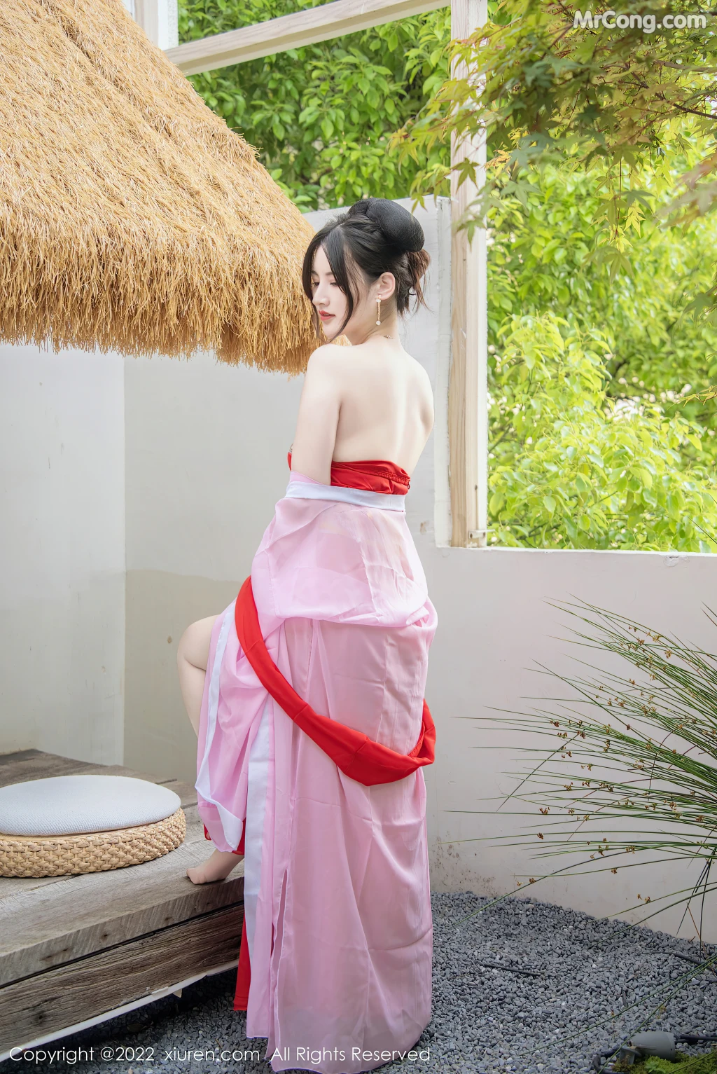 XIUREN No.5141: 诗诗kiki (81 photos)