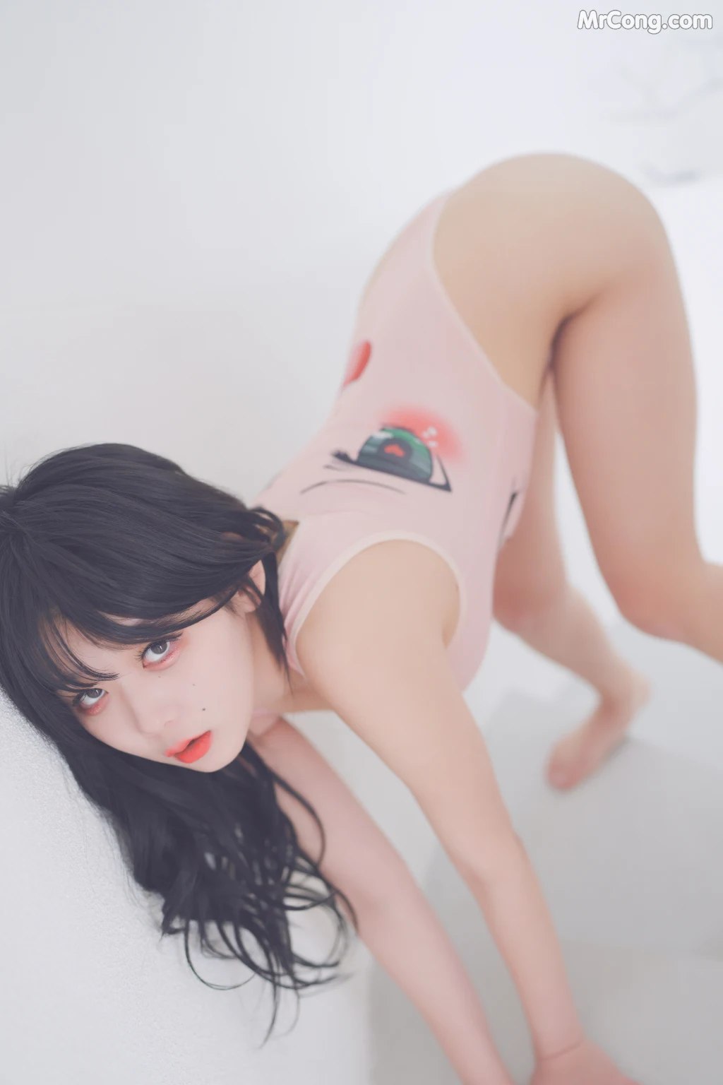 Zia (지아): Nun’s Hobby (105 photos)