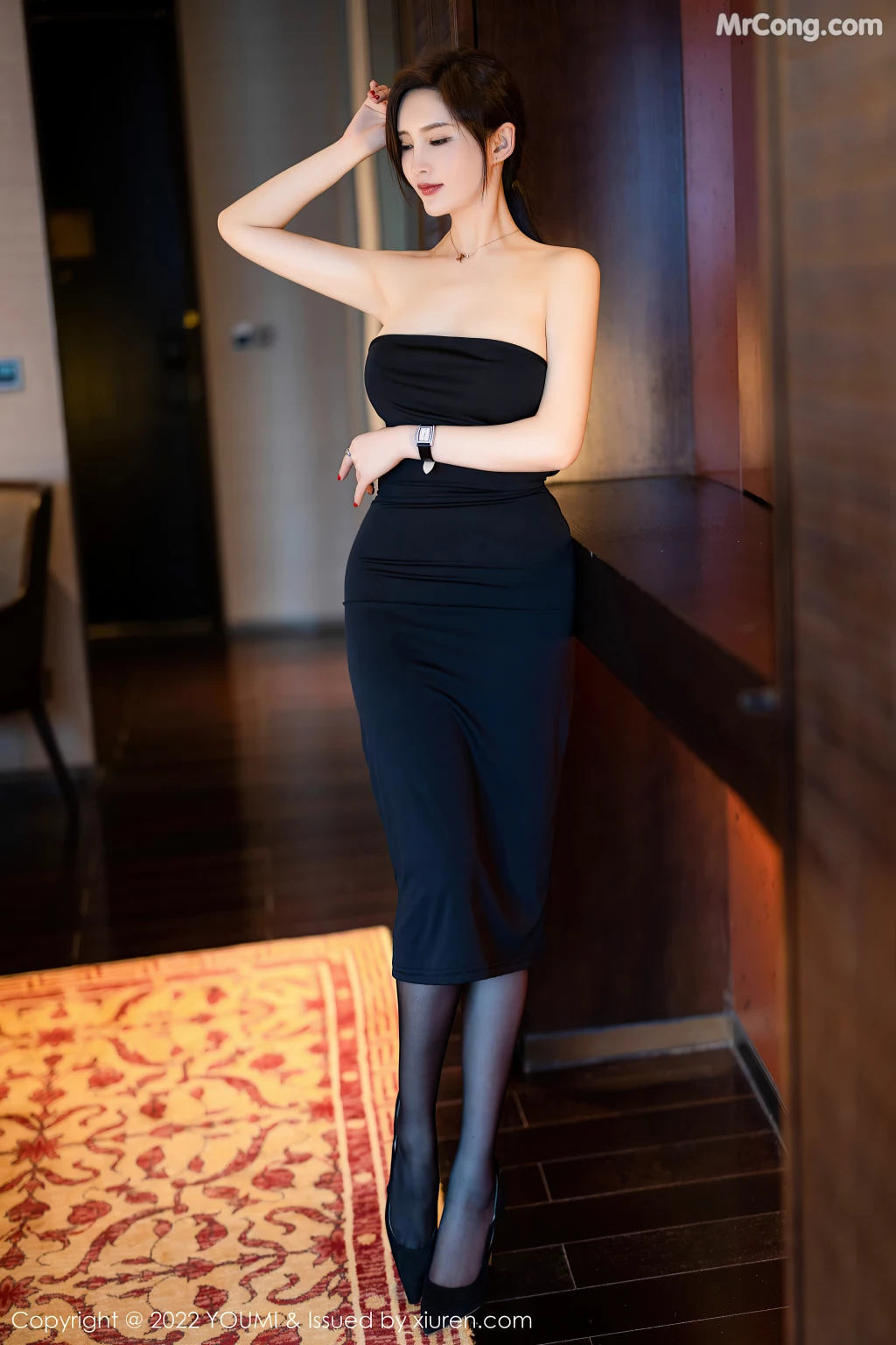 YouMi Vol.817: 奶瓶土肥圆矮挫丑黑穷 (93 photos)