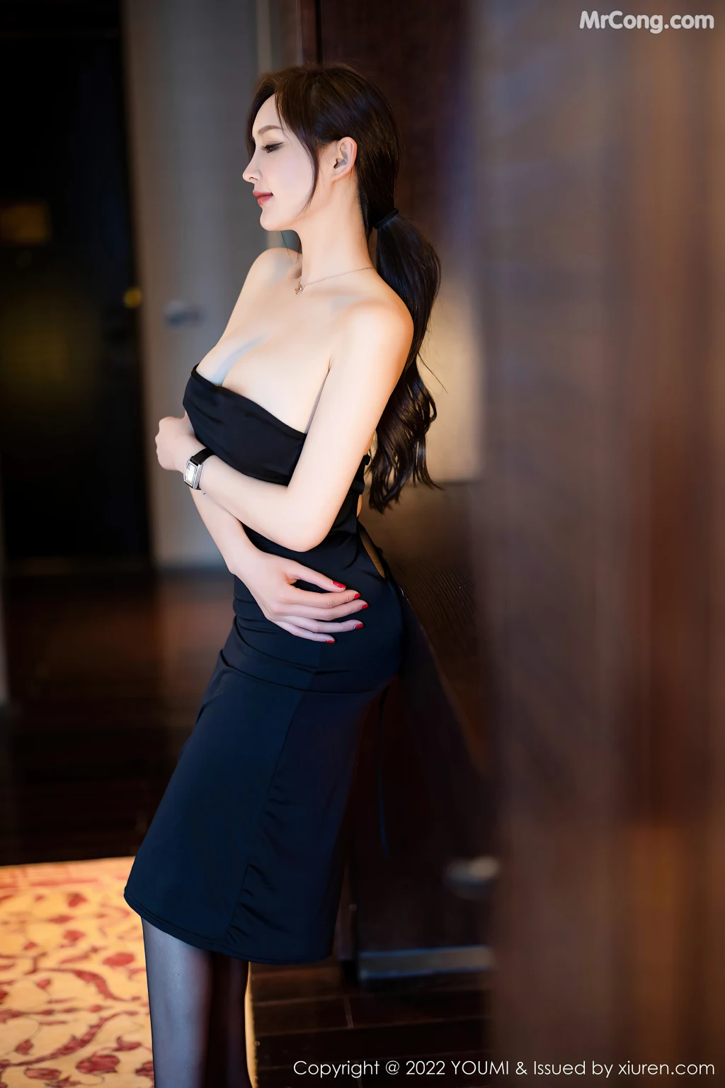 YouMi Vol.817: 奶瓶土肥圆矮挫丑黑穷 (93 photos)