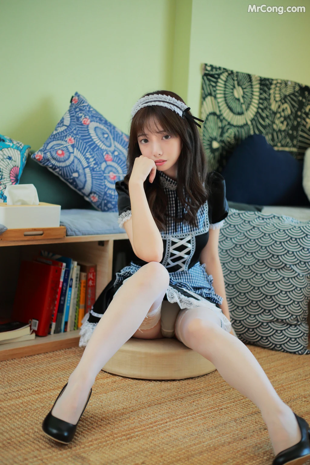 Coser@雯妹不讲道理 No.002: 女仆写真 (17 photos)