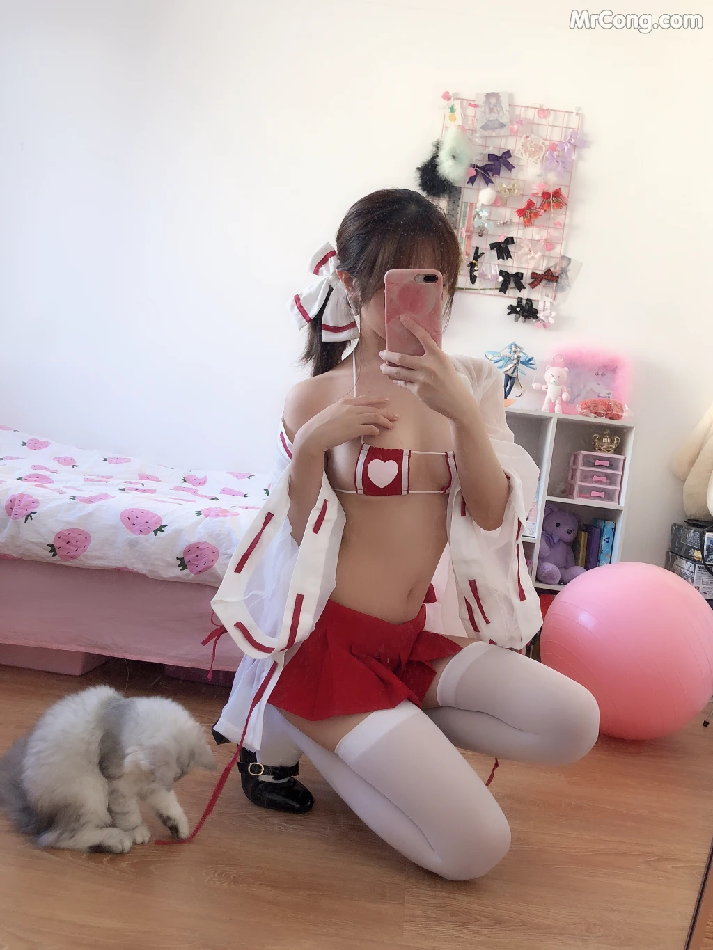 Coser@雯妹不讲道理 No.003: 自拍本 (1号本) (82 photos) – Page 3