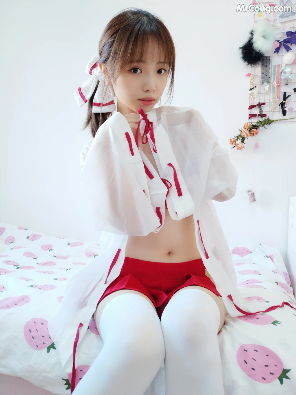Coser@雯妹不讲道理 No.003: 自拍本 (1号本) (82 photos) – Page 3