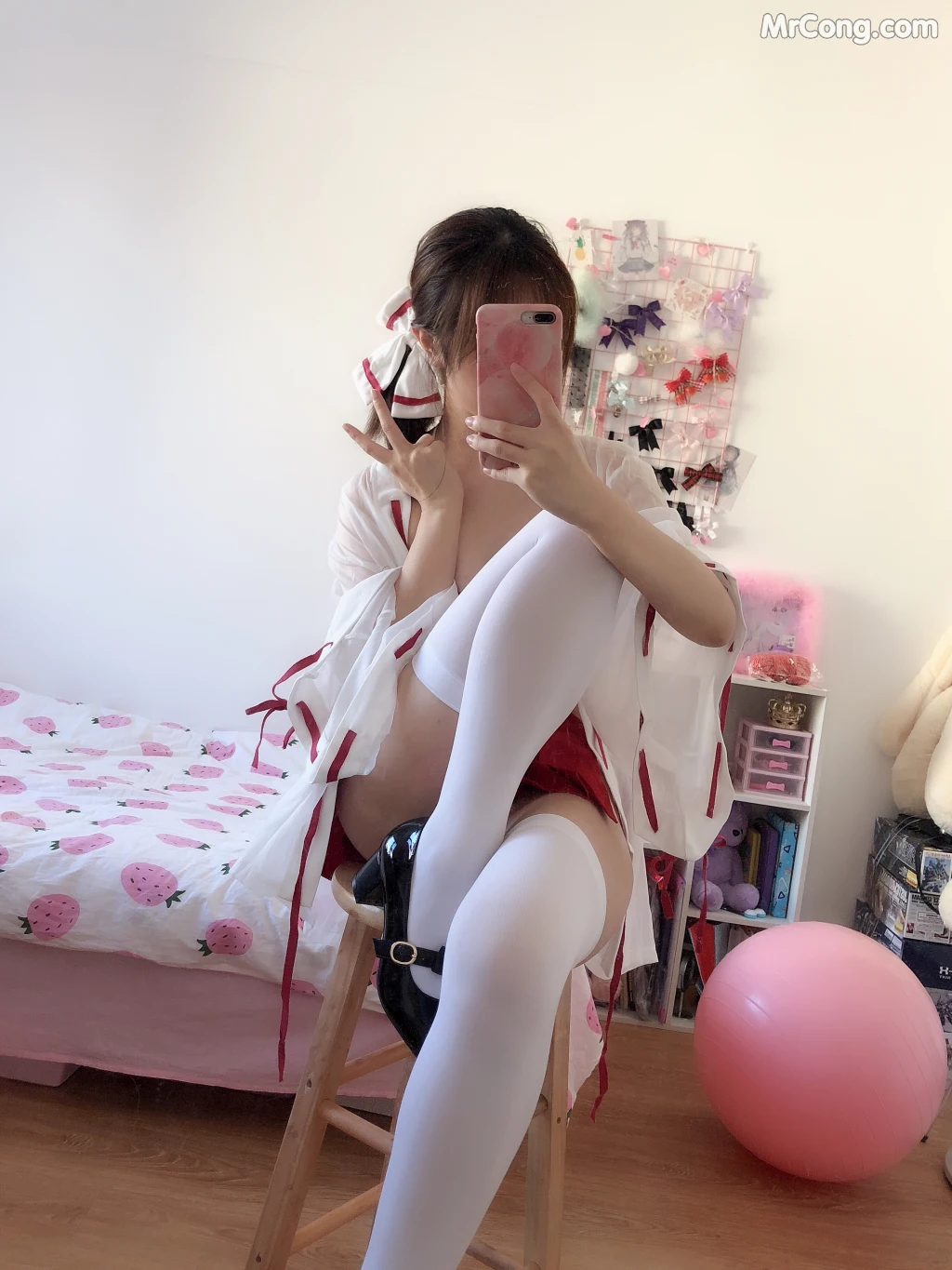 Coser@雯妹不讲道理 No.003: 自拍本 (1号本) (82 photos) – Page 4