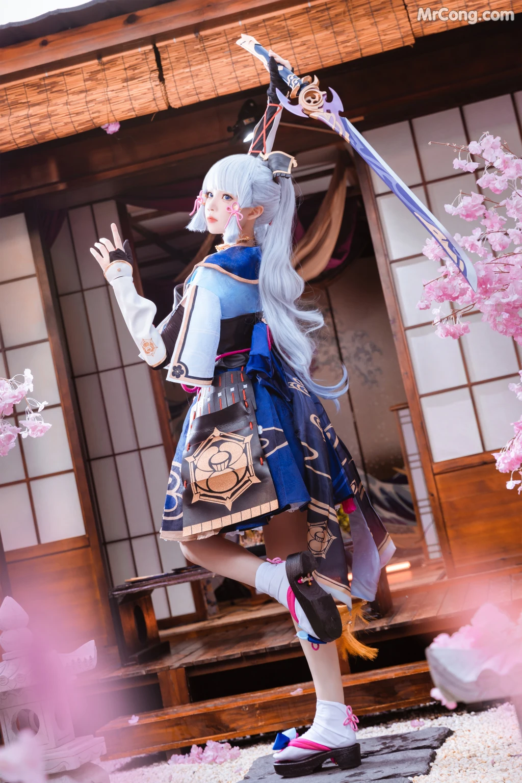 Coser@桜桃喵 Vol.130: 神里绫华 (34 photos + 2 videos) – Page 2