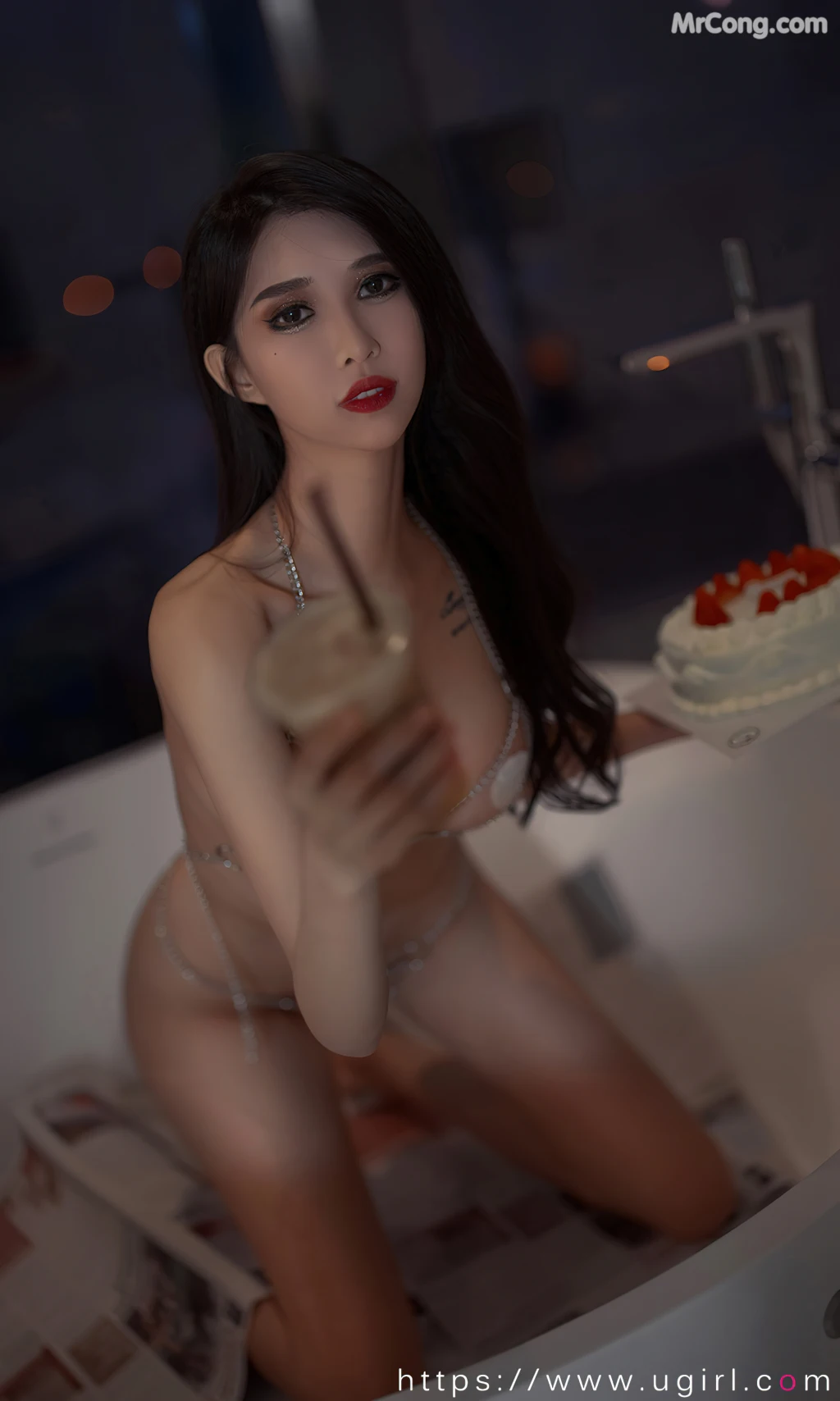UGIRLS – Ai You Wu App No.2382: 葛征Model (35 photos)