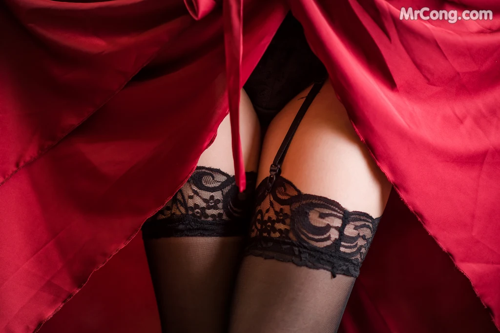 Coser@雯妹不讲道理 No.007: 碧蓝航线大凤礼服 (43 photos) – Page 2