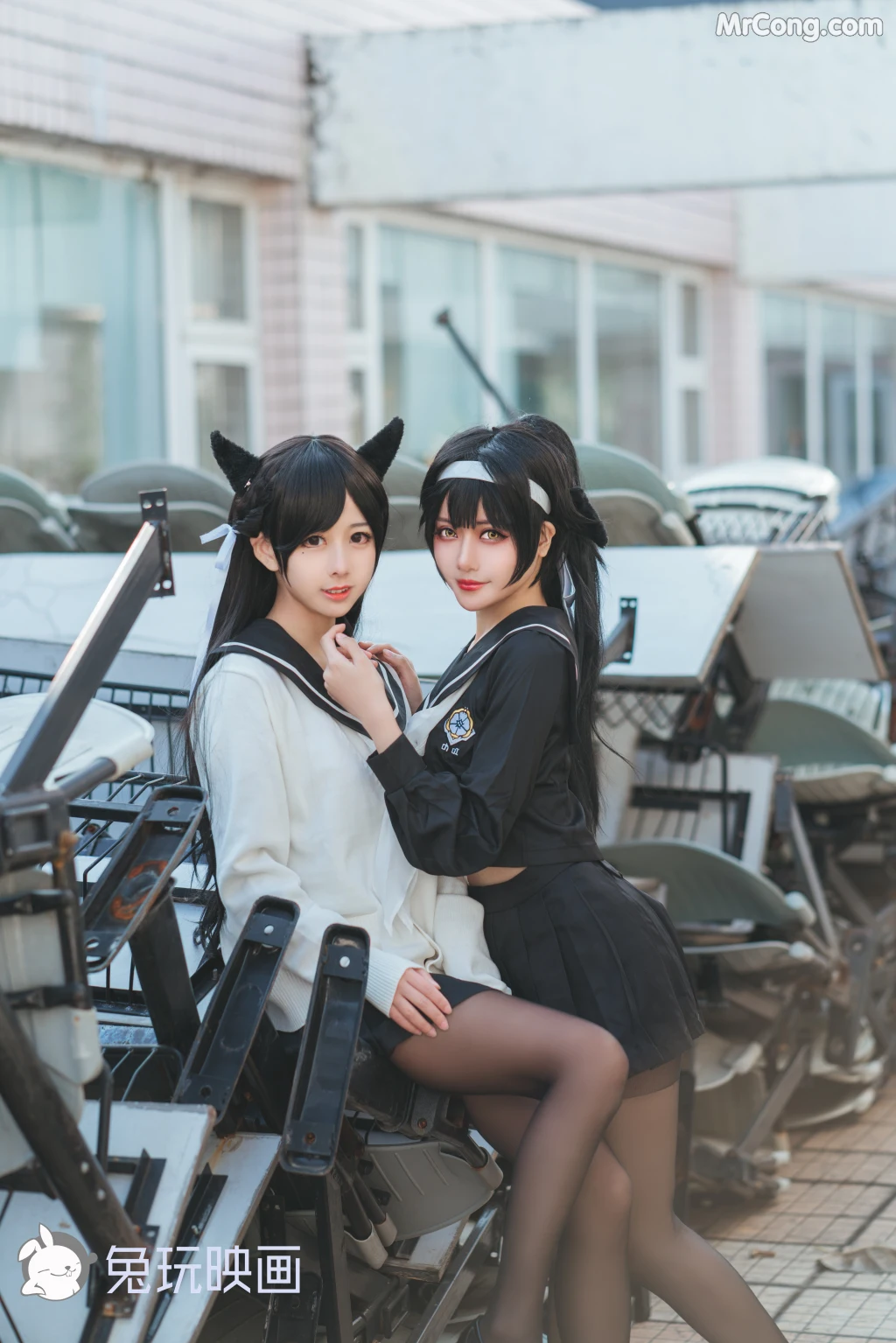 Cosplay@兔玩映画 Vol.001: 爱宕高雄 (49 photos)