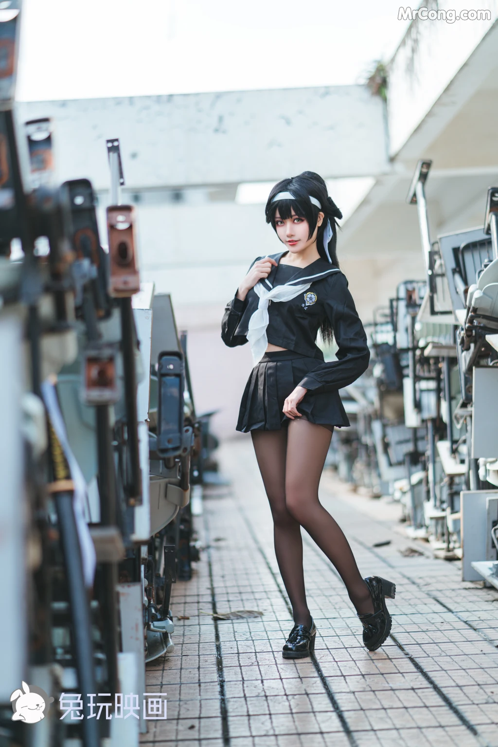 Cosplay@兔玩映画 Vol.001: 爱宕高雄 (49 photos)