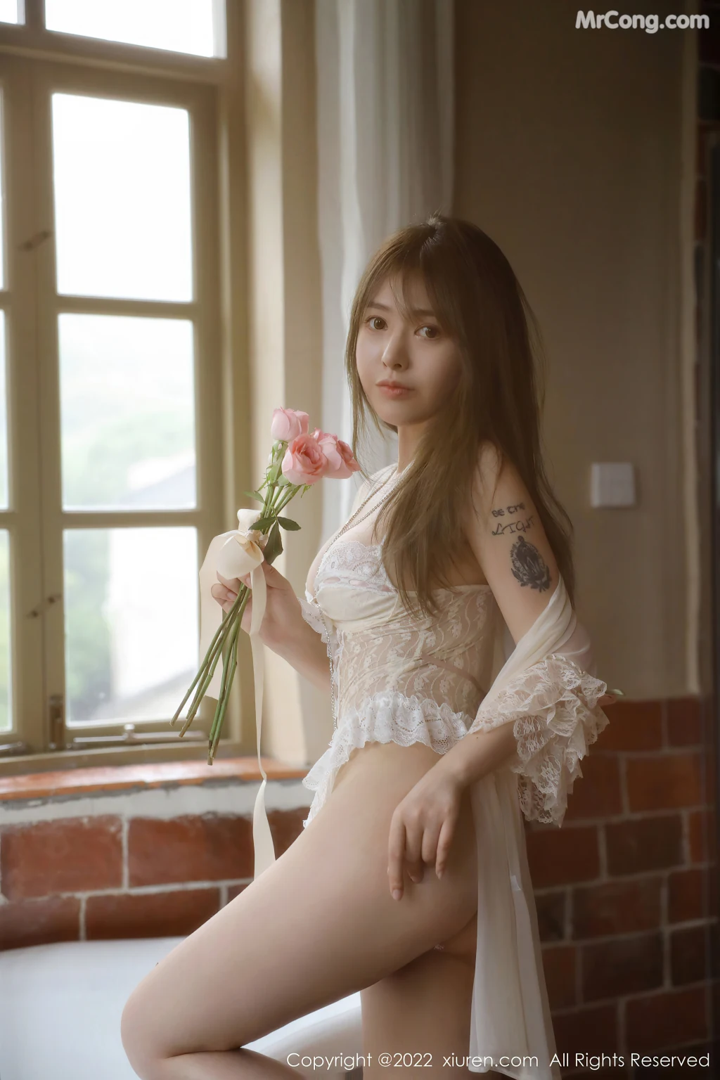 XIUREN No.5175: Evelyn (艾莉) (44 photos)