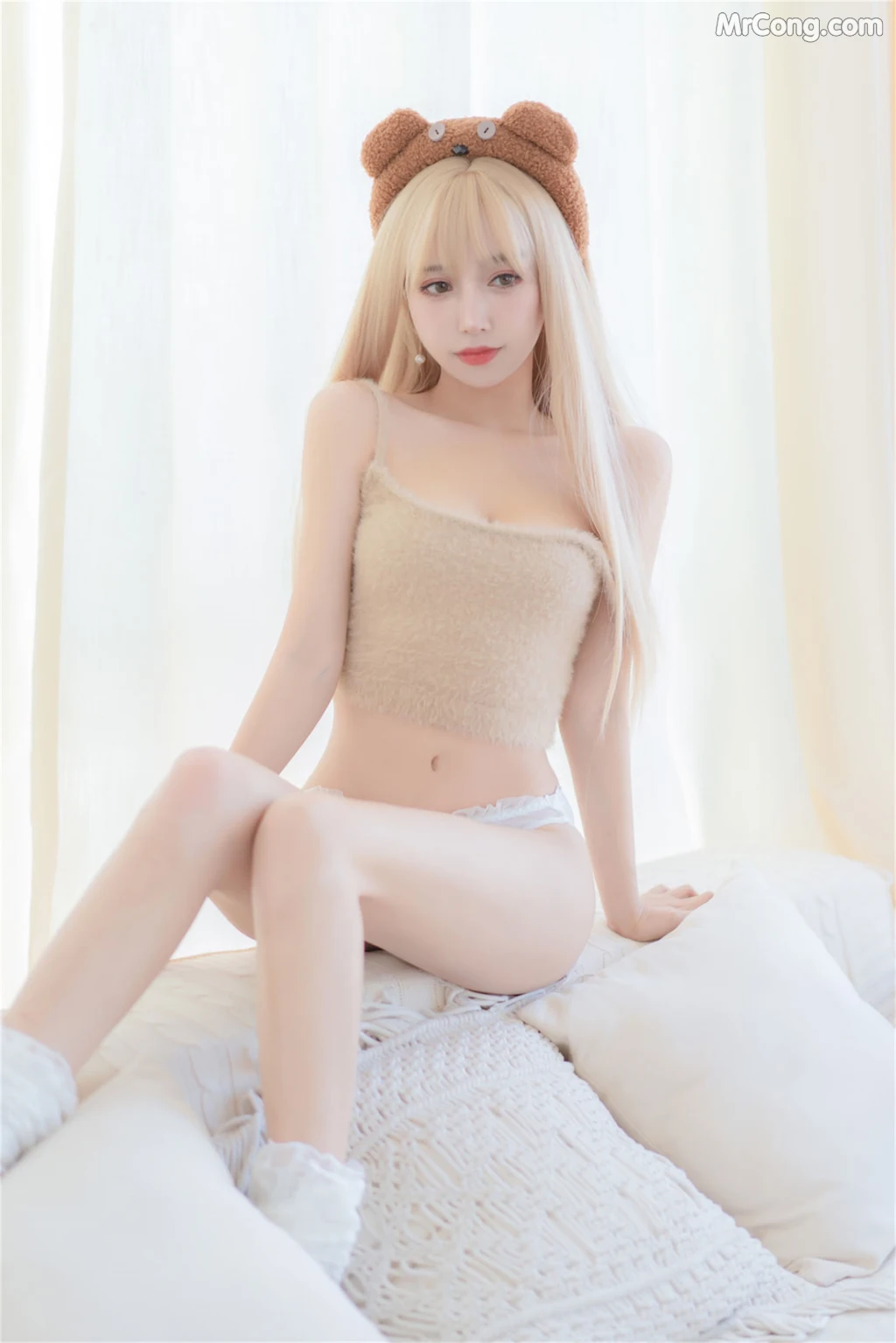 Coser@过期米线线喵 Vol.136: 小熊软糖 (66 photos) – Page 2