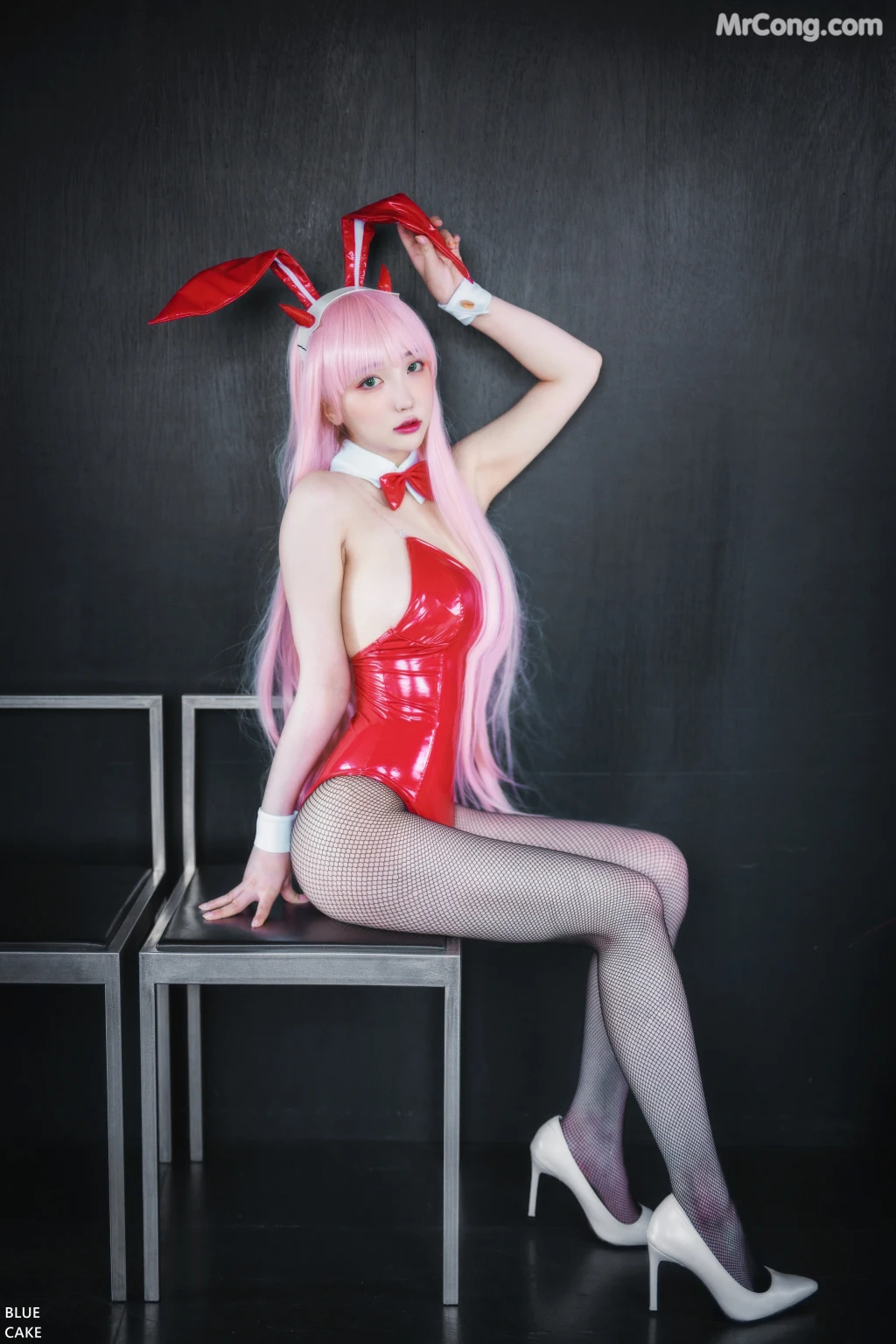 [BLUECAKE] Son Ye-Eun (손예은): IN THE SEXXY 002 (132 photos)