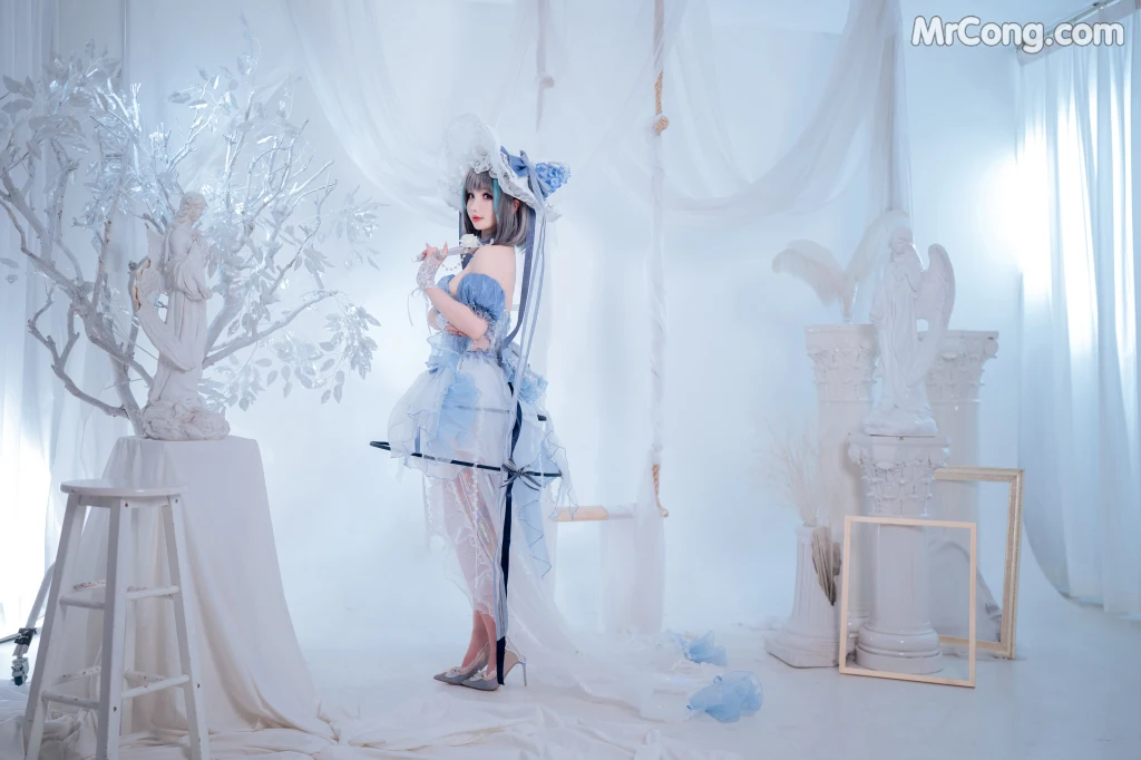 Coser@rioko凉凉子 Vol.101: 柴郡冰雪公主 (40 photos)