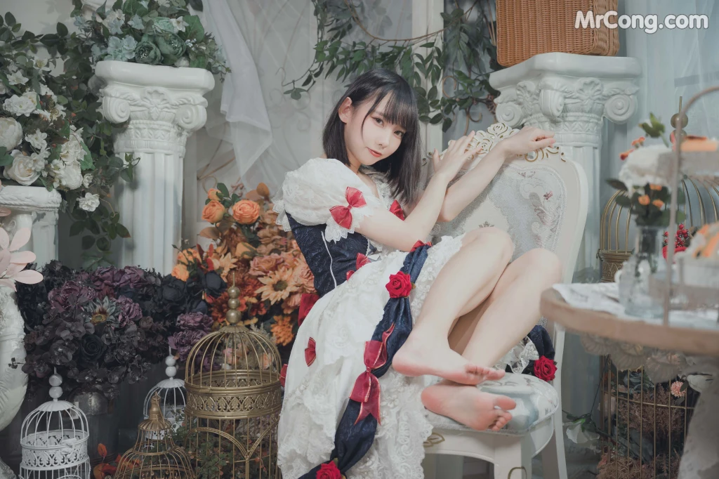 [Patreon] Azuki: Aug 2022 (77 photos)