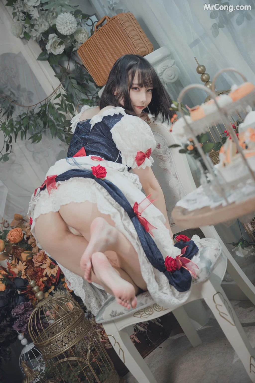 [Patreon] Azuki: Aug 2022 (77 photos)
