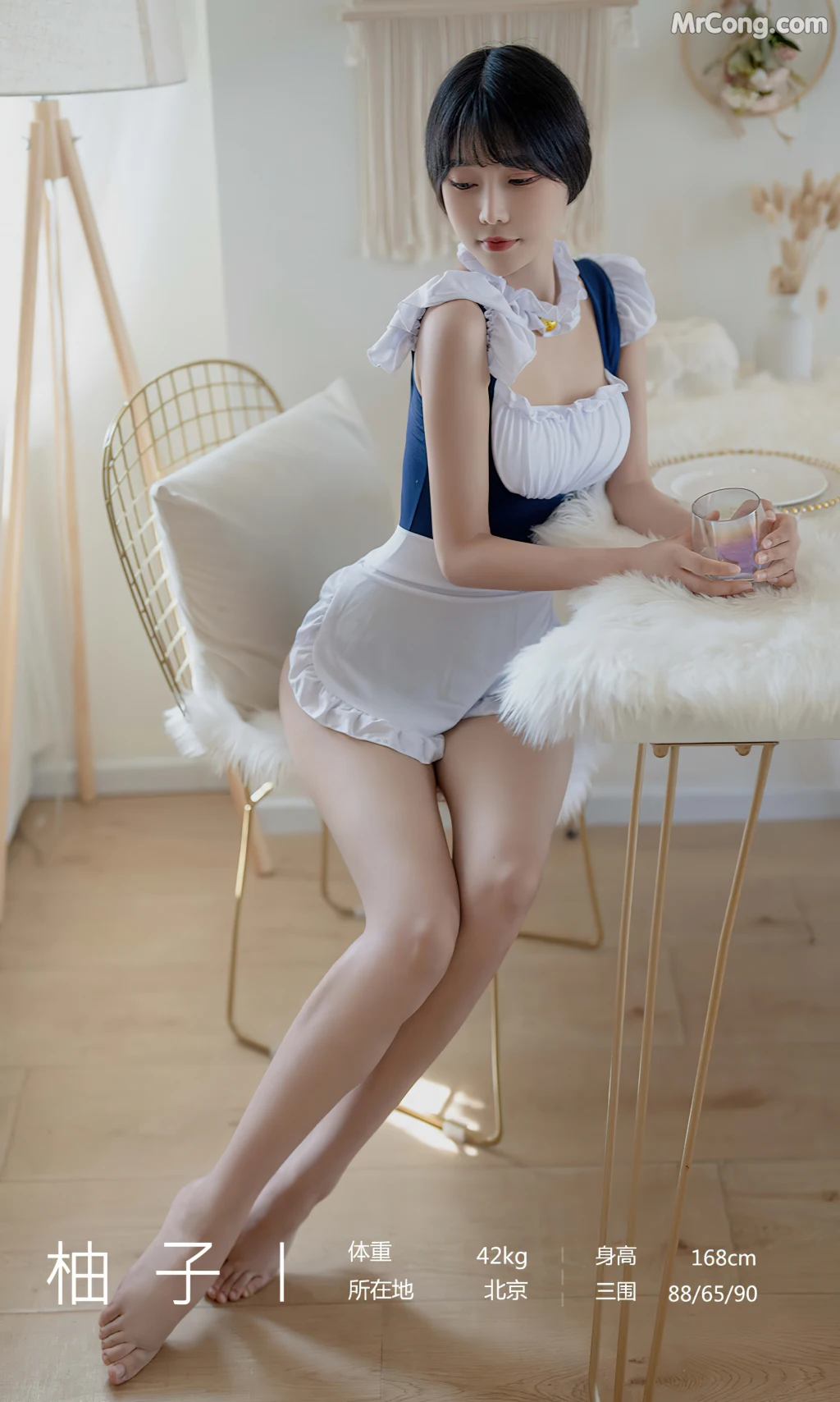 UGIRLS – Ai You Wu App No.2388: 柚子 (35 photos)