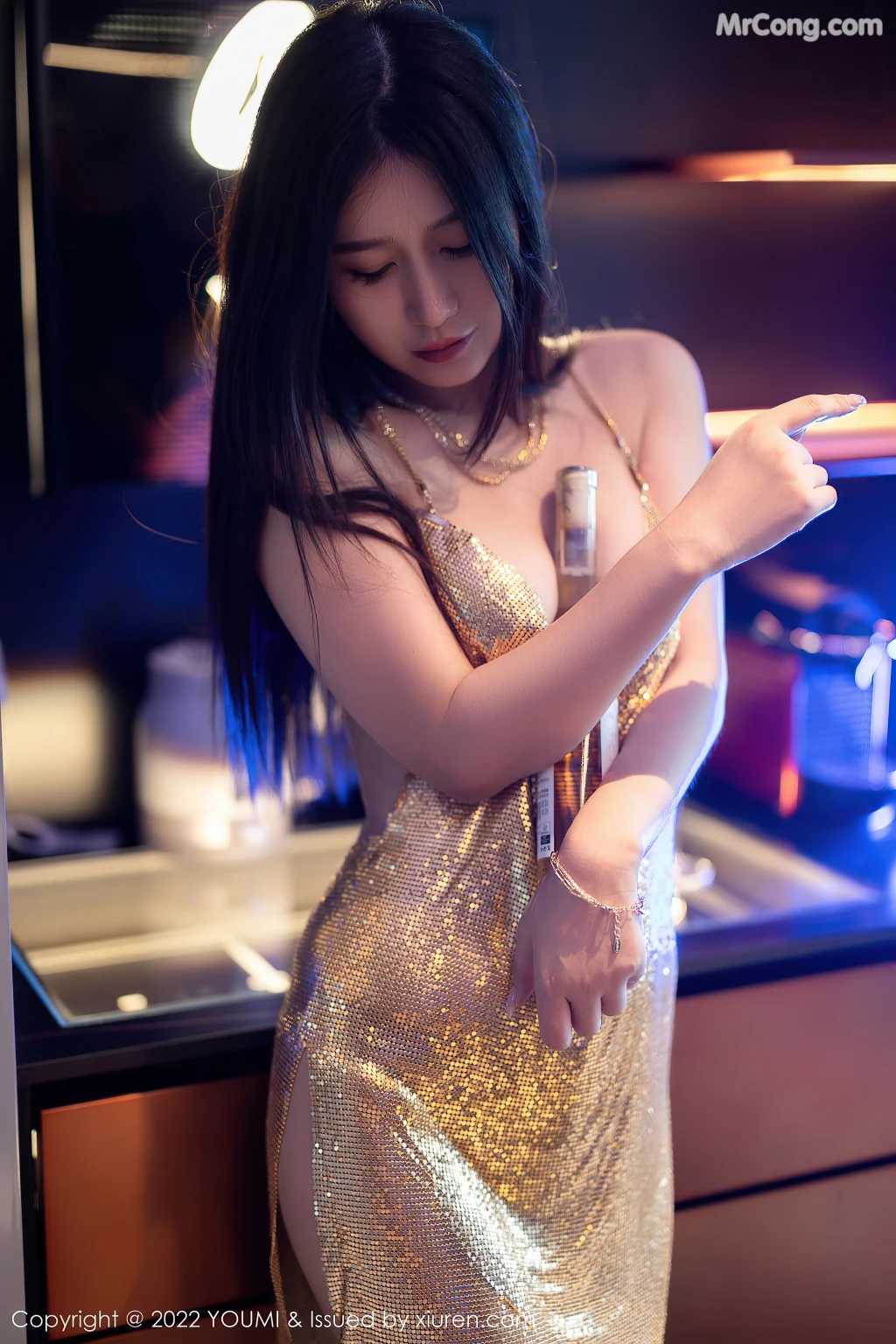 YouMi Vol.823: laura阿姣 (61 photos)