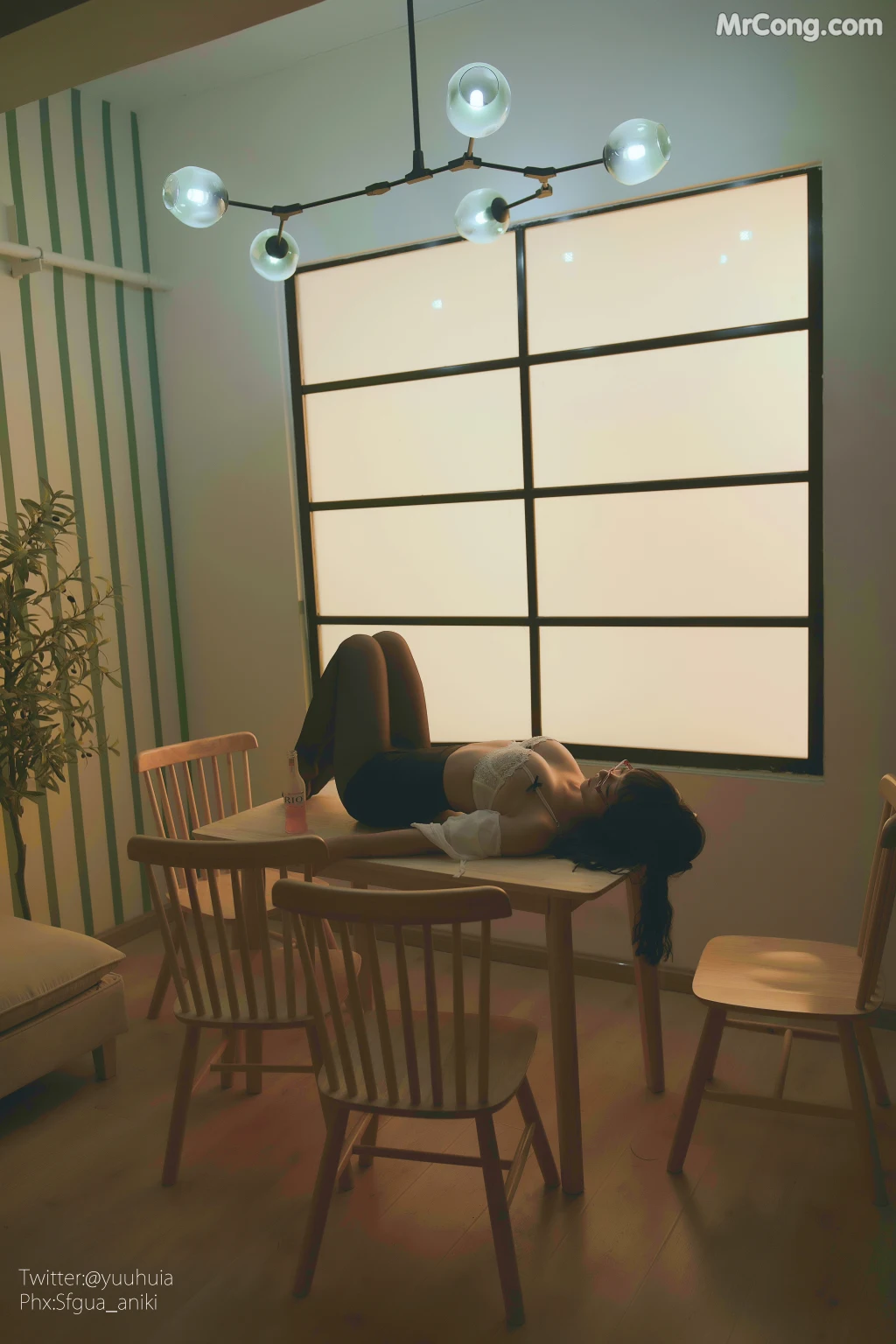 Coser@yuuhui玉汇 No.002: 宿醉 (88 photos)