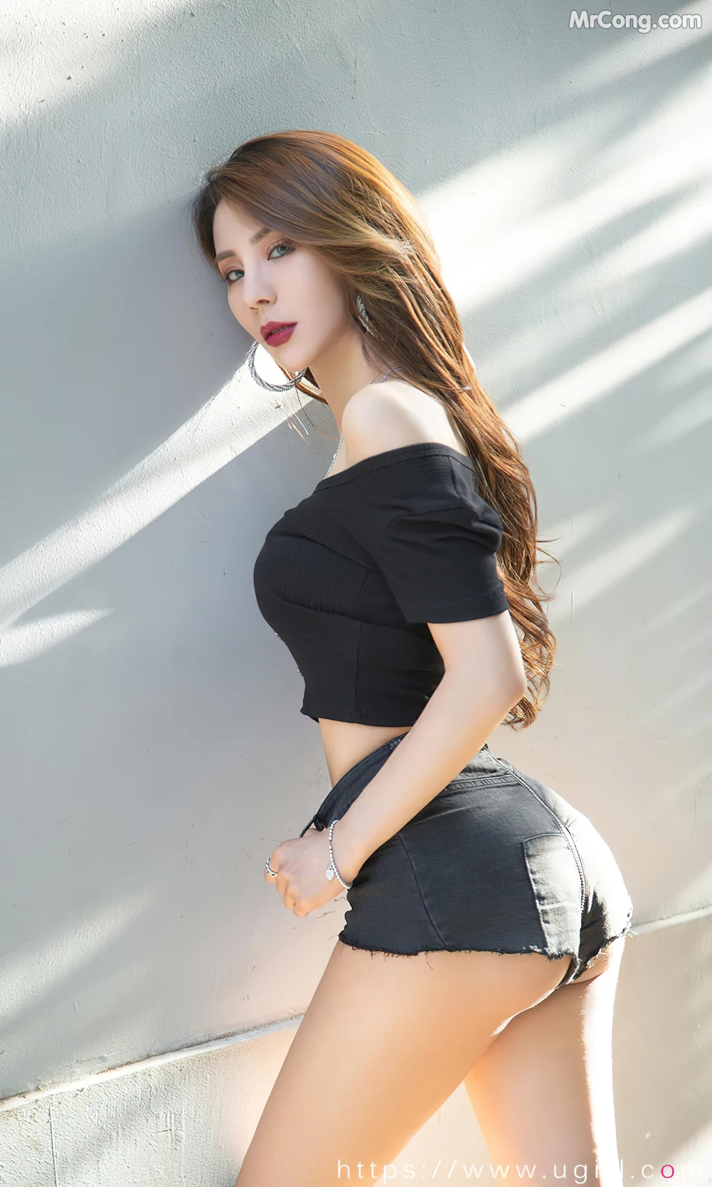 UGIRLS – Ai You Wu App No.2393: Juicy xiaoxiao (35 photos) – Page 3