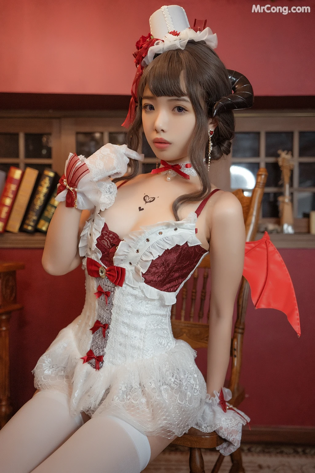 Coser@雯妹不讲道理 No.015: 魅魔本 (166 photos + 2 videos)