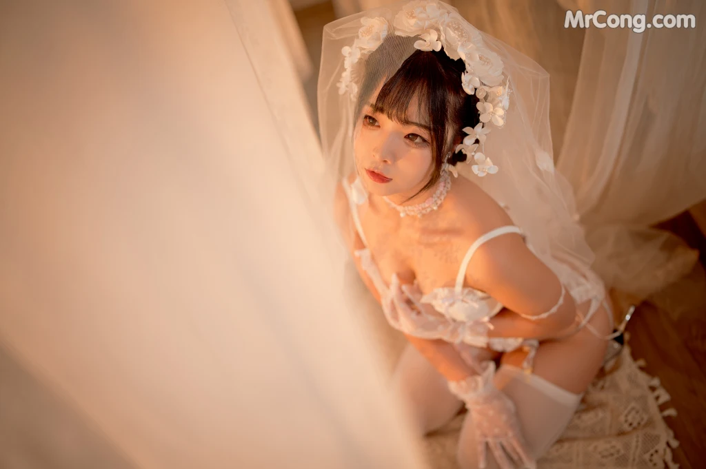 Coser@yuuhui玉汇 No.004: 纯白花嫁 (60 photos)