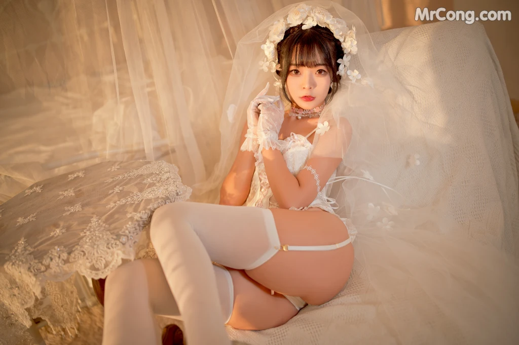 Coser@yuuhui玉汇 No.004: 纯白花嫁 (60 photos)