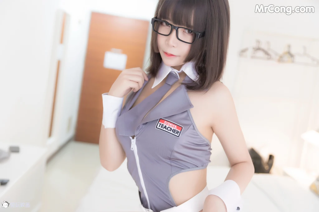 Cosplay@兔玩映画 Vol.014: 黑丝御姐 (45 photos)