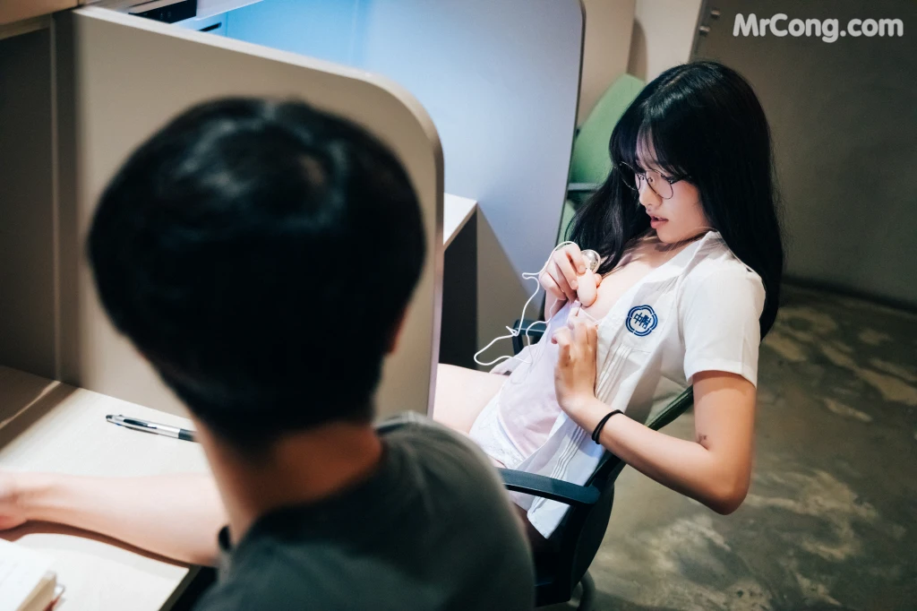 [Loozy] Sonson (손손): Reading Room + S.ver (137 photos) – Page 7