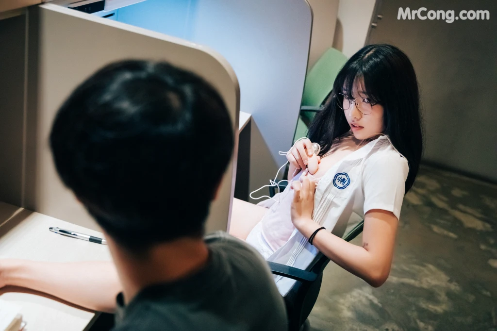 [Loozy] Sonson (손손): Reading Room + S.ver (137 photos) – Page 7
