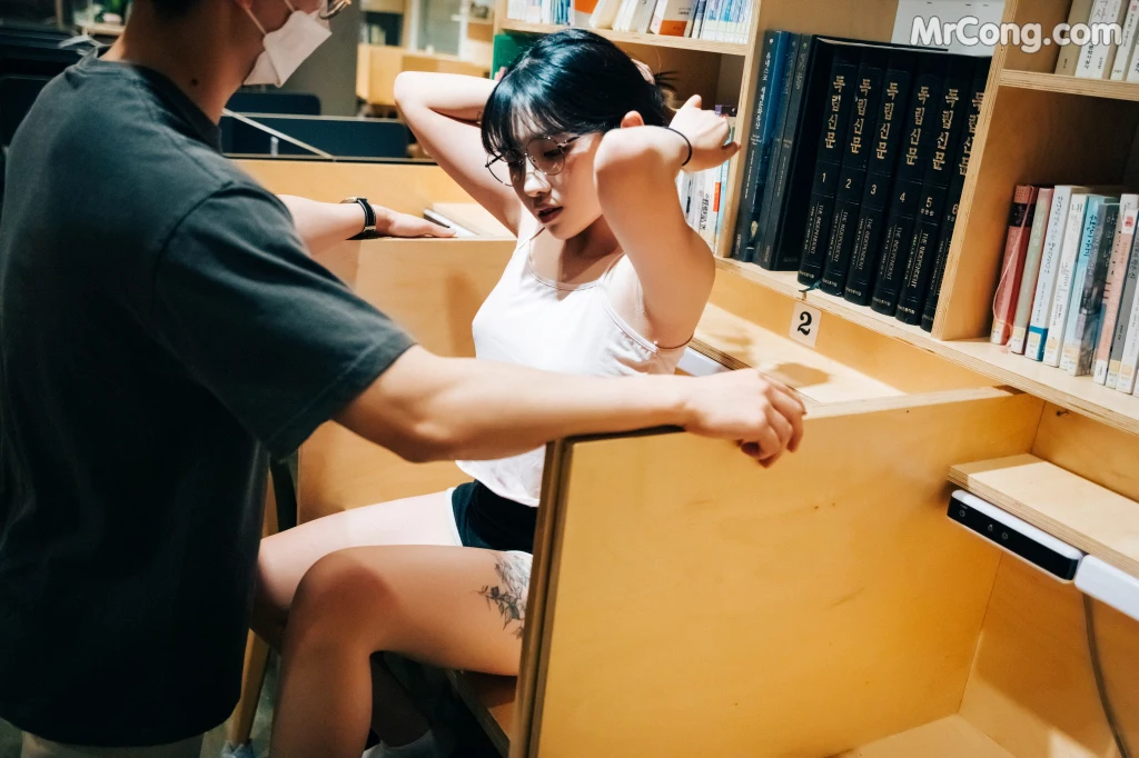 [Loozy] Sonson (손손): Reading Room + S.ver (137 photos) – Page 10