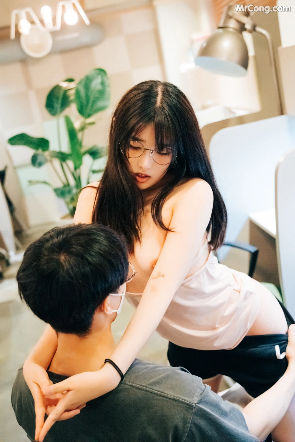 [Loozy] Sonson (손손): Reading Room + S.ver (137 photos) – Page 11