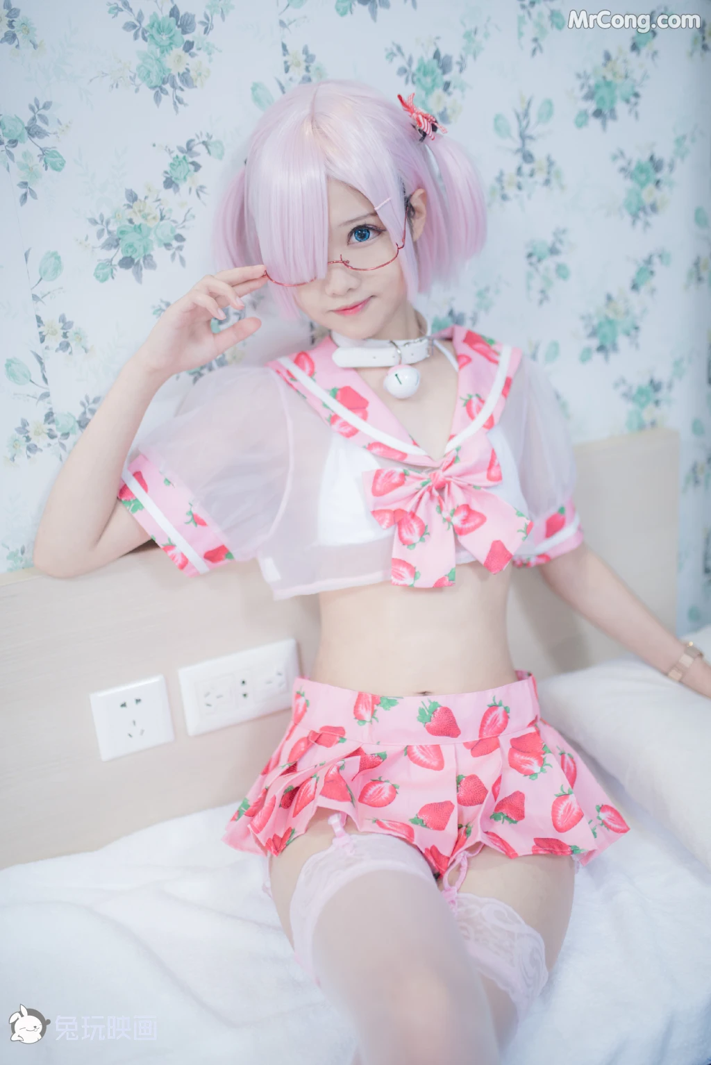 Cosplay@兔玩映画 Vol.016: 草莓裙 (42 photos)