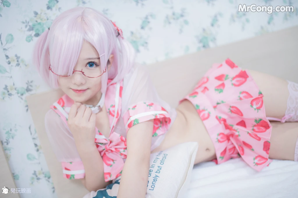 Cosplay@兔玩映画 Vol.016: 草莓裙 (42 photos) – Page 4