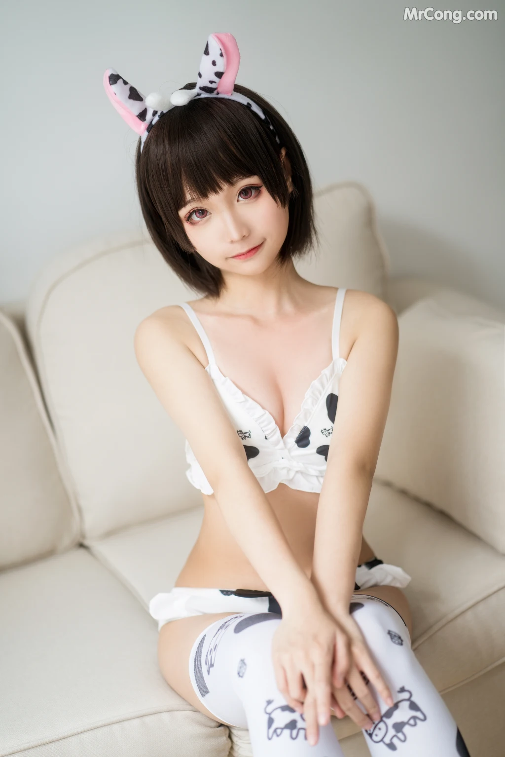 Coser@蠢沫沫 (chunmomo) Vol.068: 奶牛比基尼 (50 photos) – Page 5