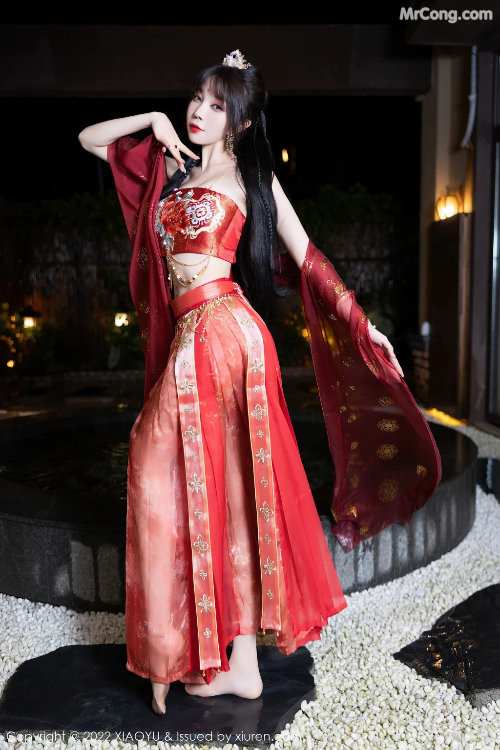 XiaoYu Vol.827: Booty (芝芝) (71 photos)