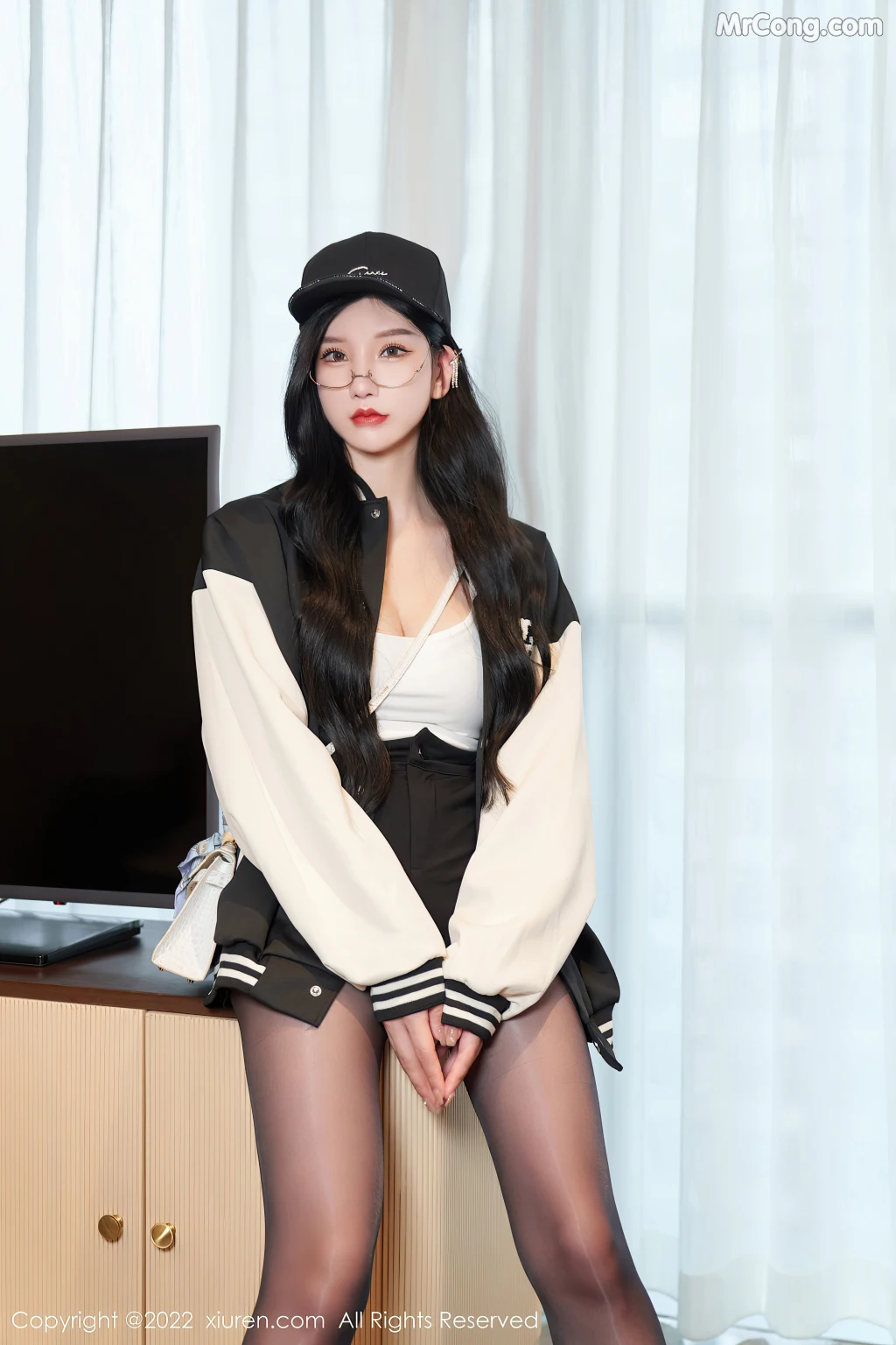 XIUREN No.5253: Zhou Yuxi (周于希Sally) (70 photos)