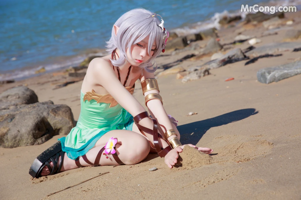 Coser@G44不会受伤 Vol.064: 可可萝泳衣 (11 photos)