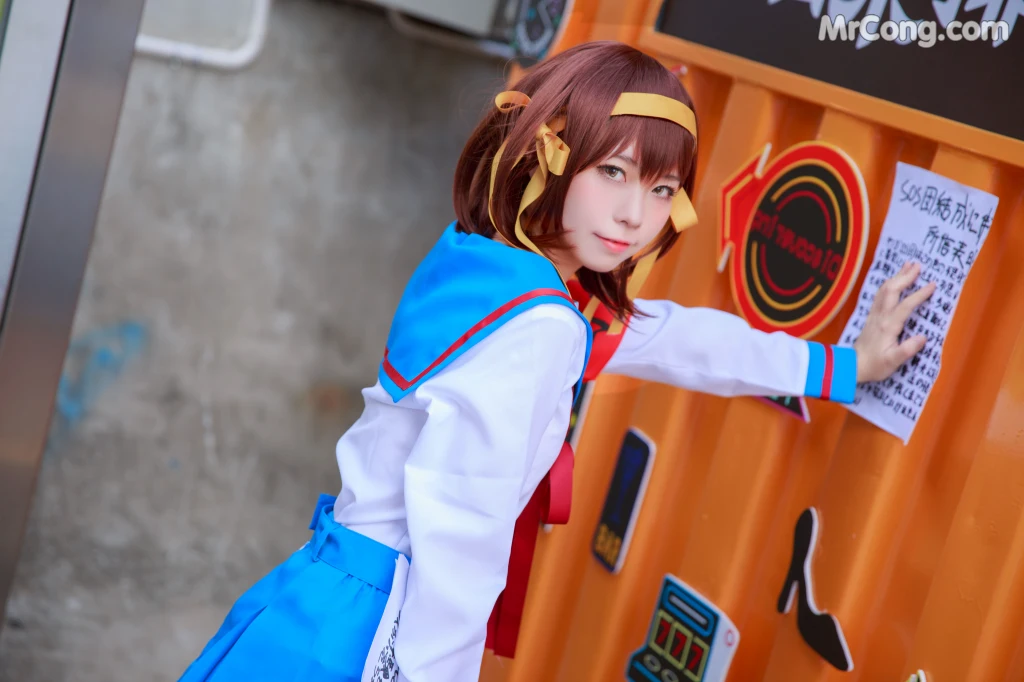 Coser@G44不会受伤 Vol.067: 凉宫 制服 (20 photos)