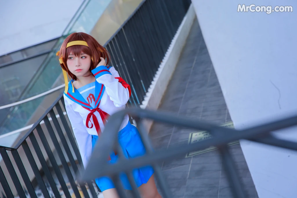 Coser@G44不会受伤 Vol.067: 凉宫 制服 (20 photos)