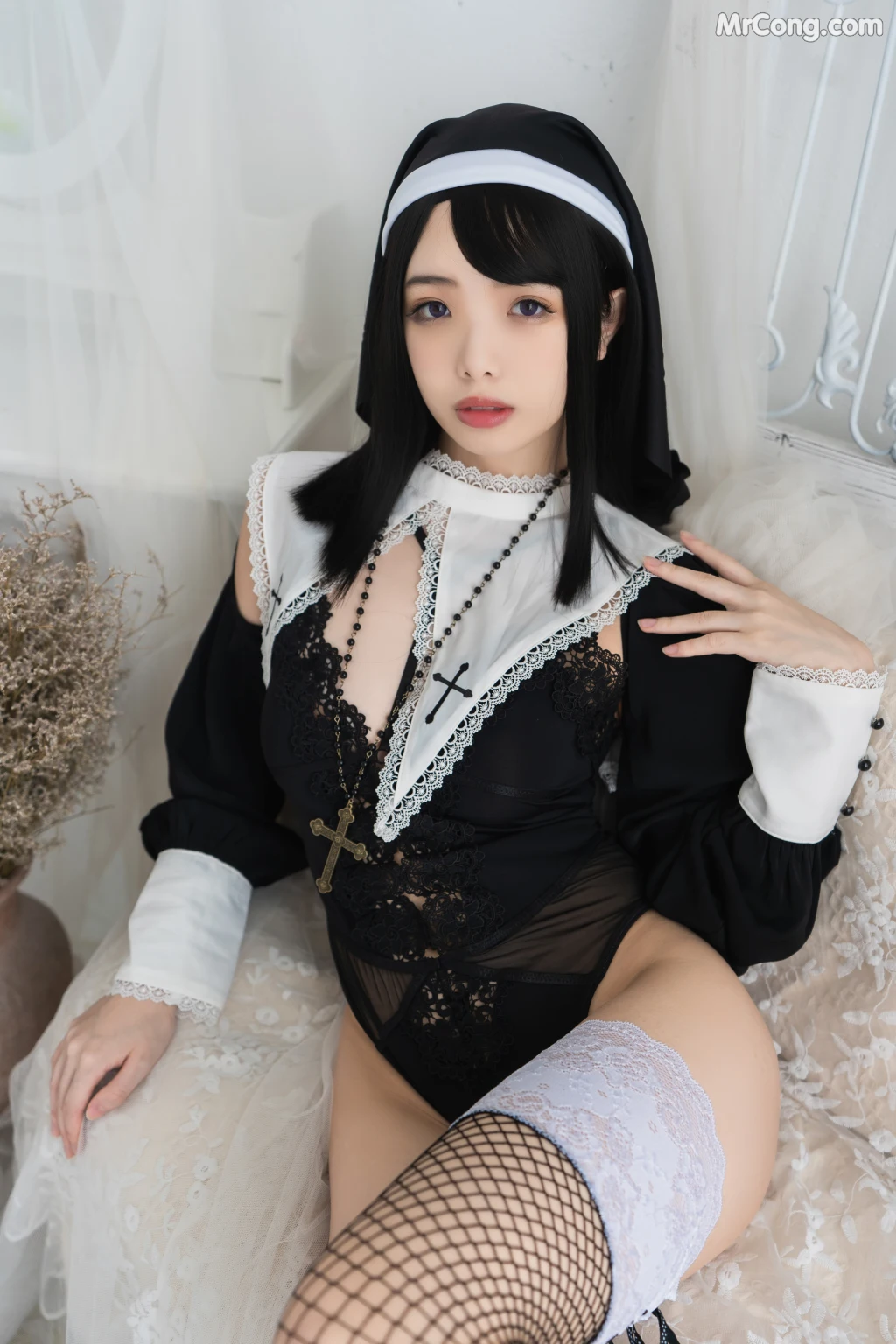 Coser@雯妹不讲道理 No.022: 危险祈祷 修女 (31 photos + 3 videos) – Page 2