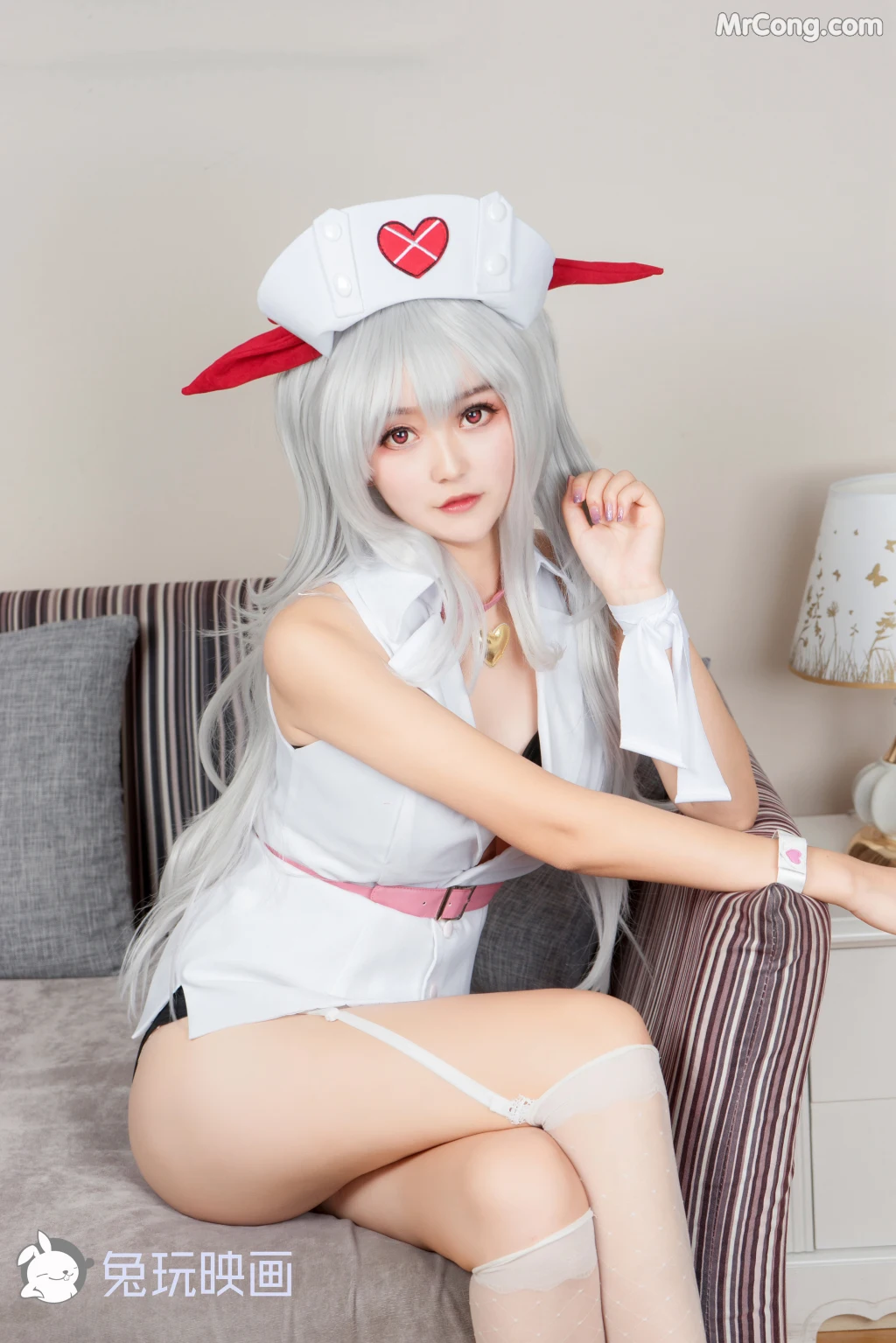 Cosplay@兔玩映画 Vol.018: 恶魔护士 (43 photos)