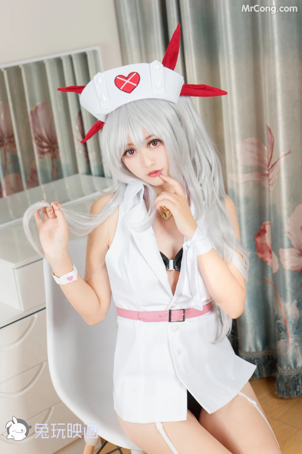 Cosplay@兔玩映画 Vol.018: 恶魔护士 (43 photos)