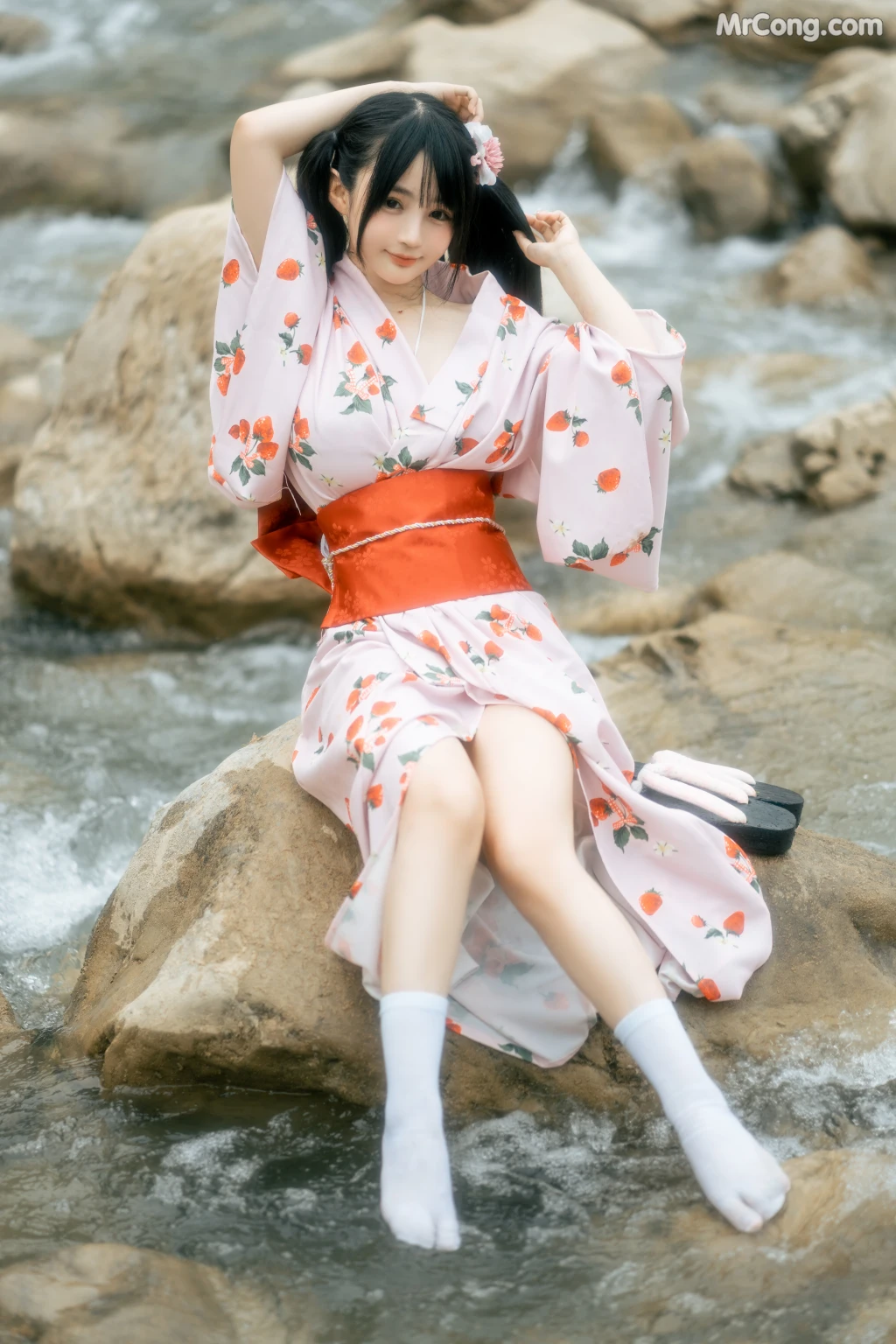 Coser@桜井宁宁: 浴衣 (76 photos)