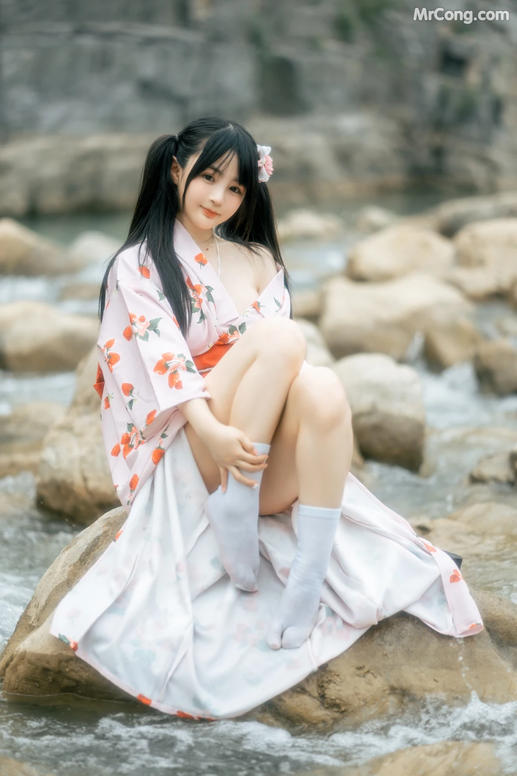 Coser@桜井宁宁: 浴衣 (76 photos)