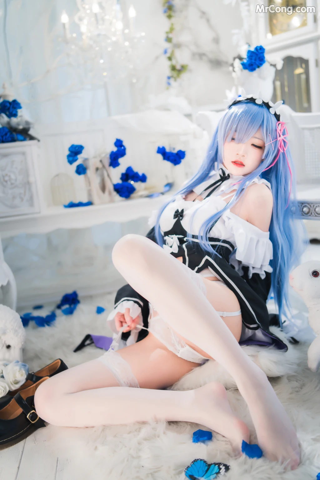 Coser@桜桃喵 Vol.132: 长发蕾姆 (89 photos) – Page 2
