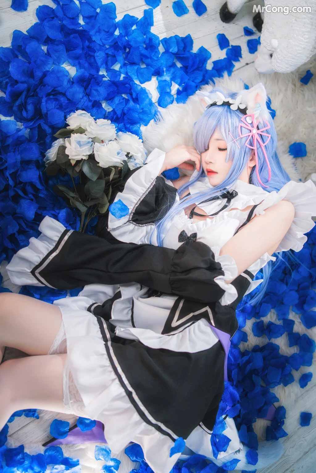 Coser@桜桃喵 Vol.132: 长发蕾姆 (89 photos) – Page 5
