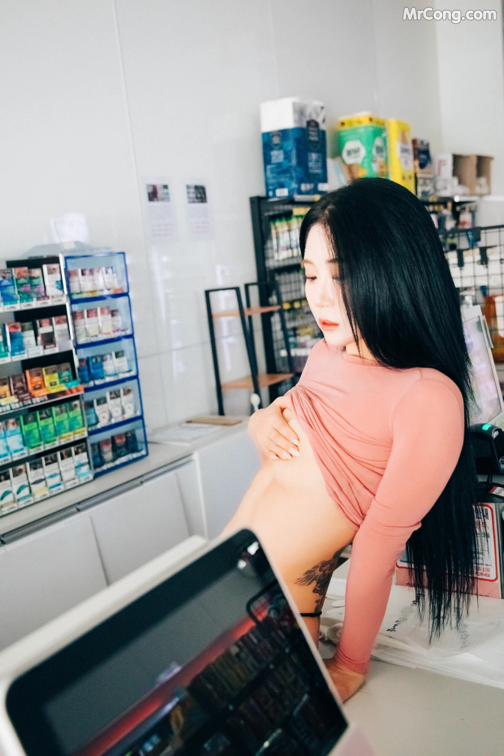 [Loozy] Bomi (보미): Part Timer (124 photos) – Page 2