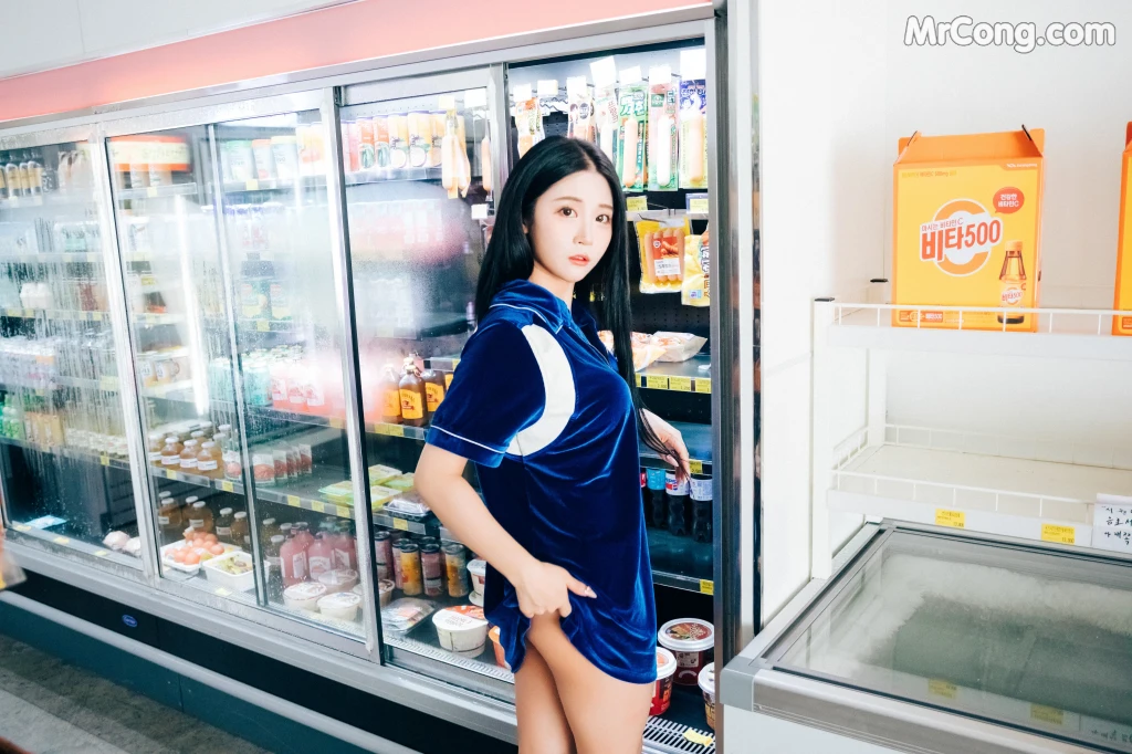 [Loozy] Bomi (보미): Part Timer (124 photos) – Page 5