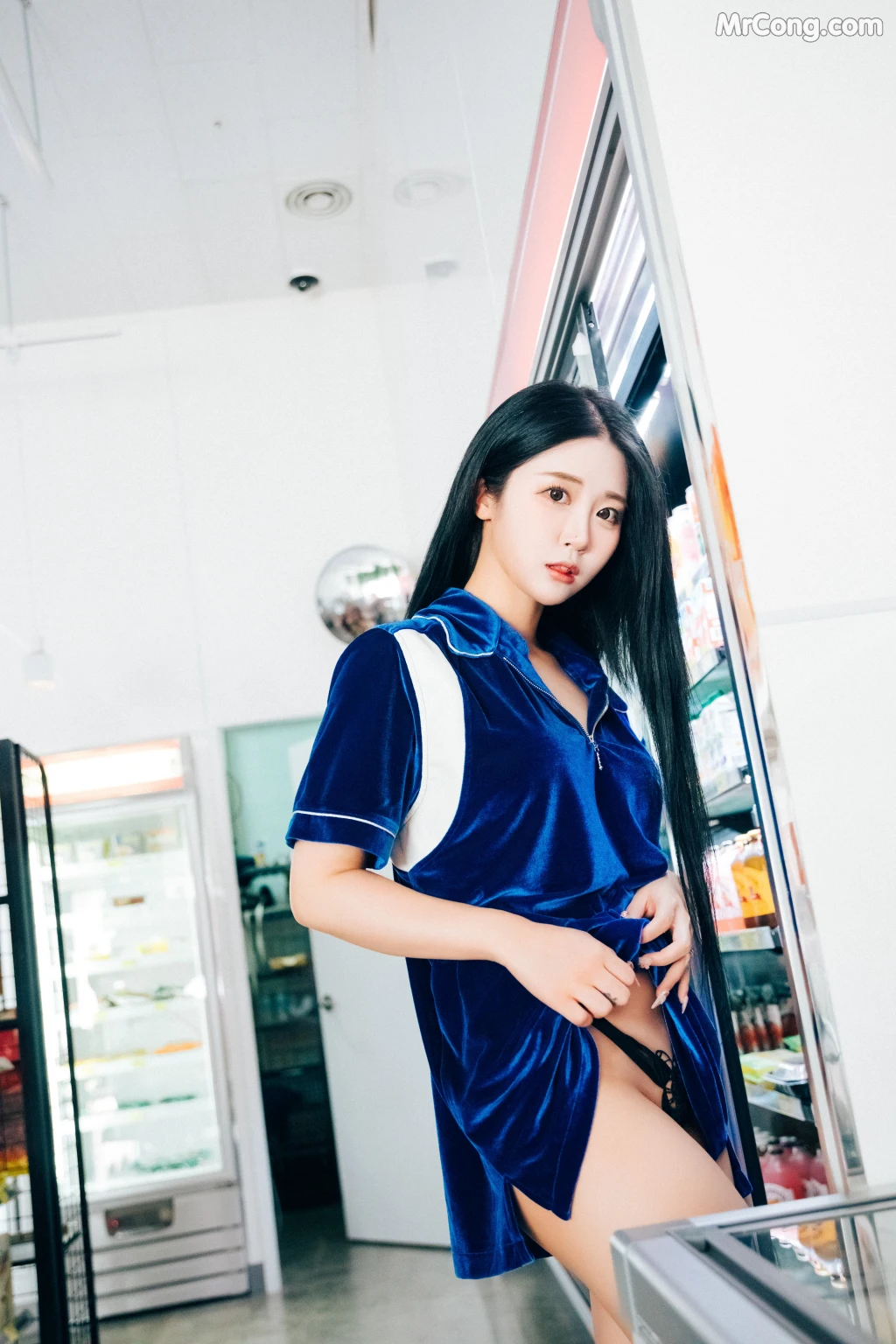 [Loozy] Bomi (보미): Part Timer (124 photos) – Page 5